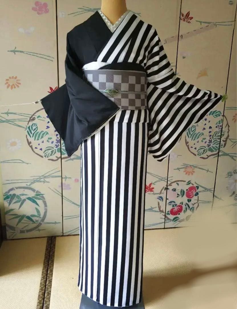 黒と白のストライプ小紋着物洗える単品