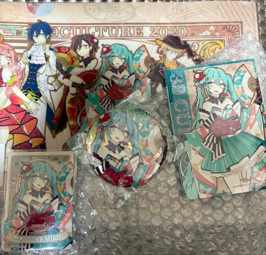 初音ミク 39culture 2020 缶バッジ 特典ブロマイド カード他/赤倉