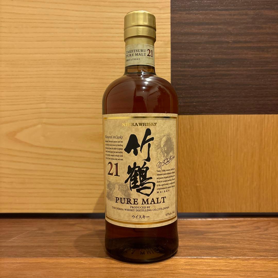 ニッカウヰスキー 竹鶴 21年 ピュアモルト 700ml｜