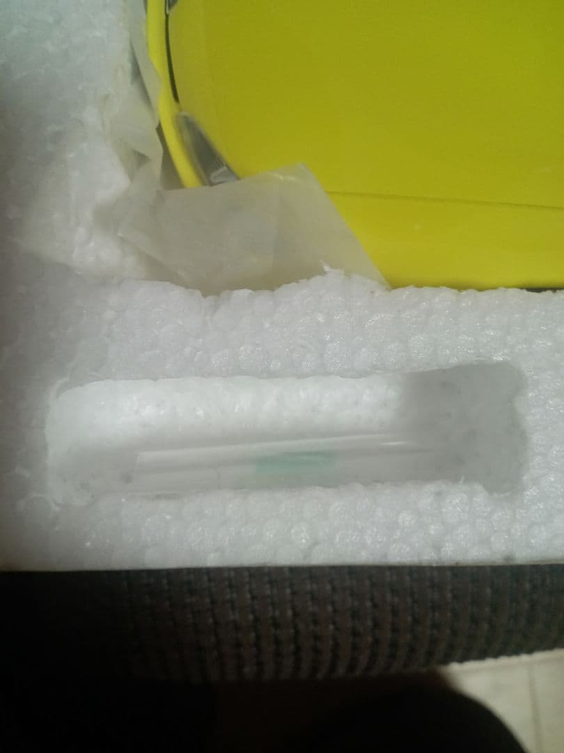 槙*様 OttO mobile 1/18 プジョー 406 V6 クーペ（黄色）