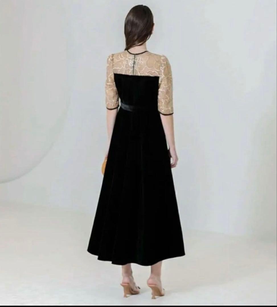 Leja オケージョンドレス　ベロア　ウエストベルト付 花柄レース　キラキラ刺繍