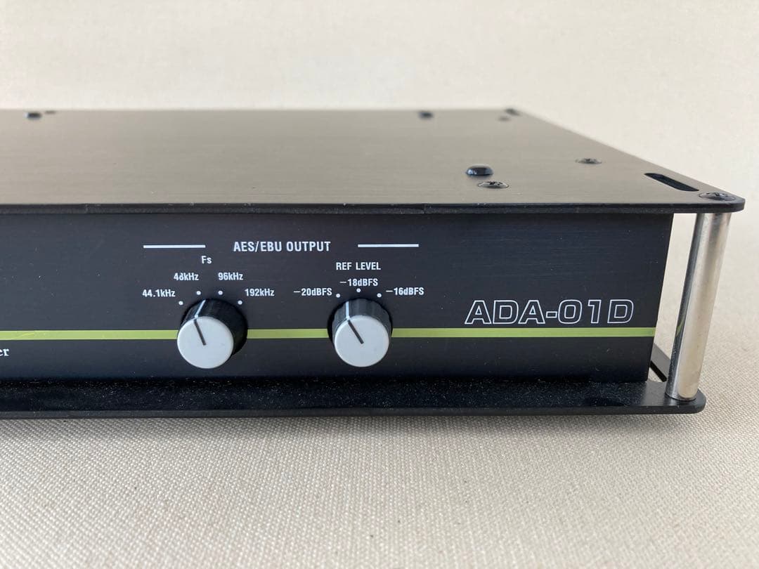 TRITECH ADA-01D オーディオ信号分配器(A/Dコンバーター付)