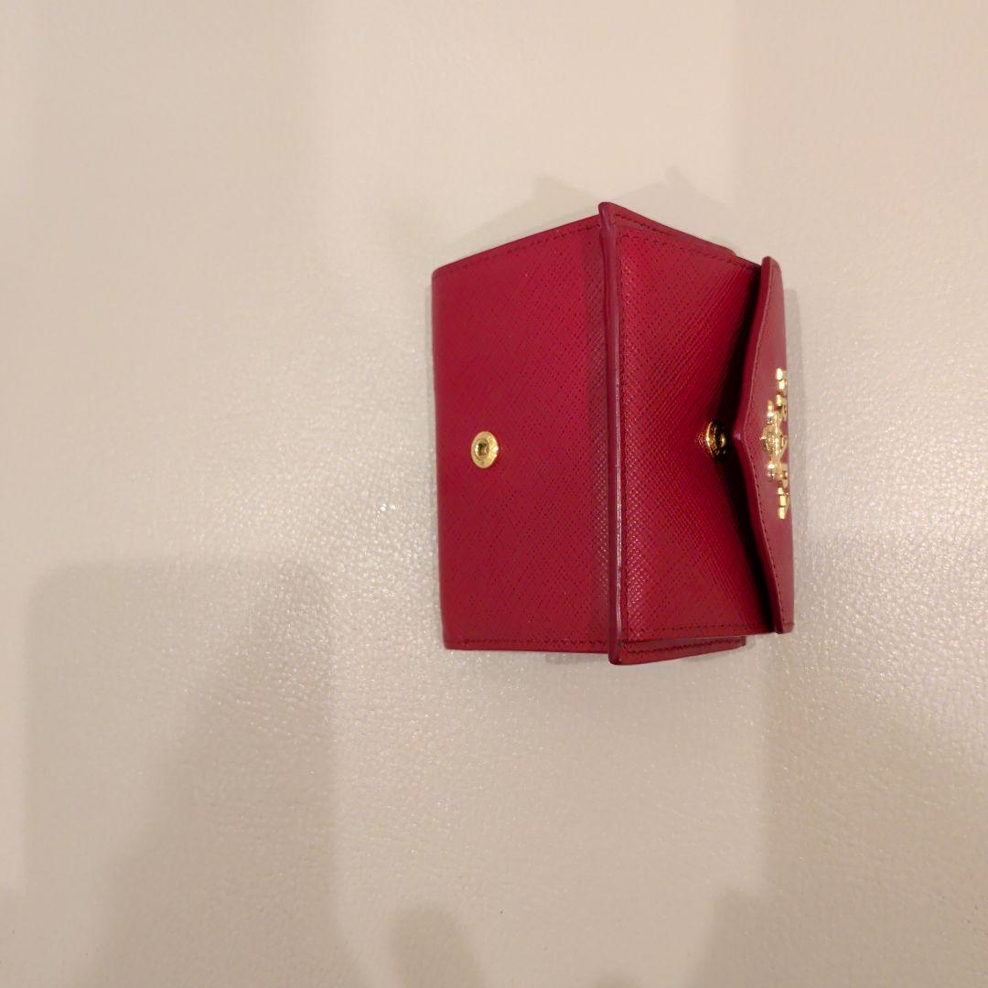 PRADA 三つ折り財布 赤
