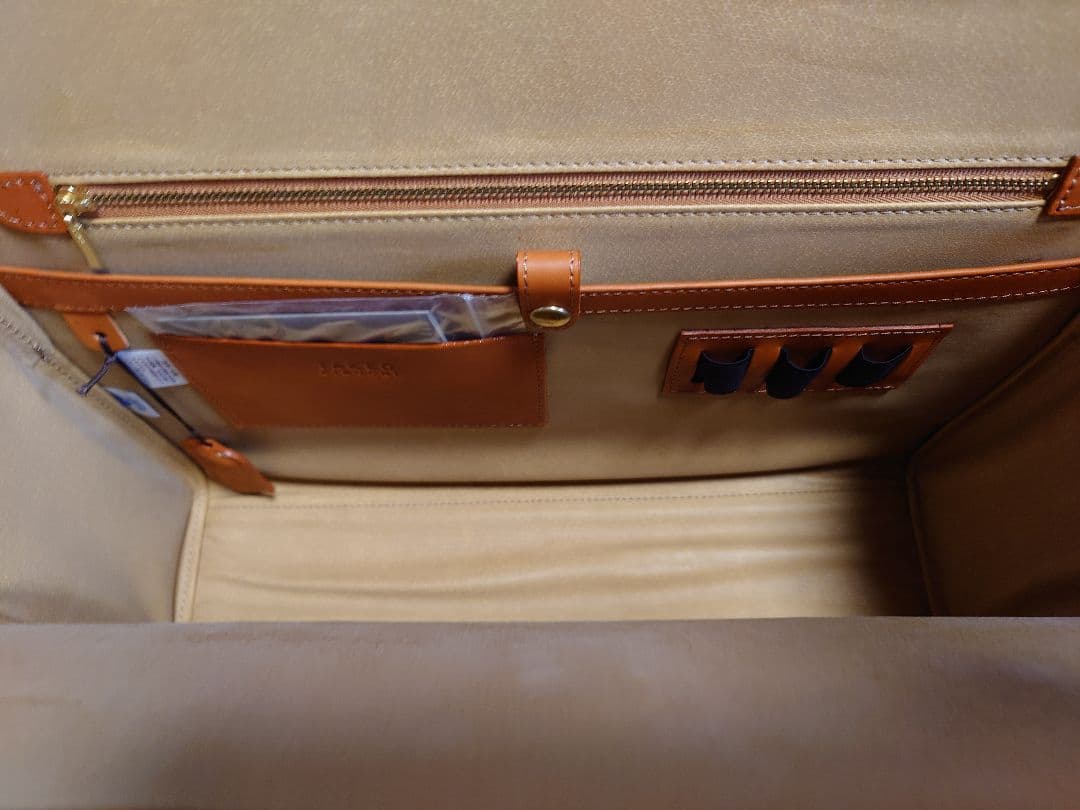 タケオキクチ本革レザー ビジネスバッグ 11256