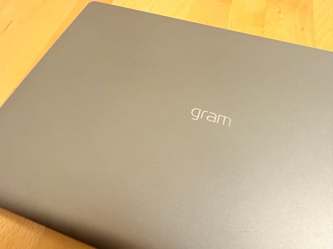 LG Gram シルバー 17Z990-VA74J 1.5TB