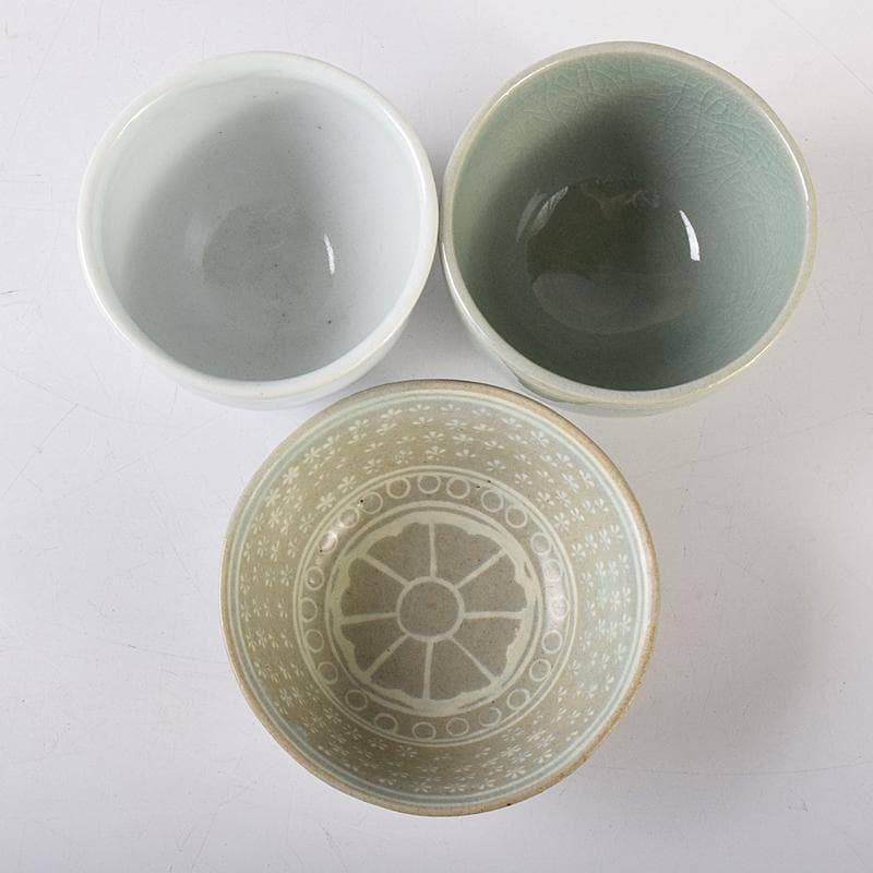 韓国人間文化財柳海剛（柳根瀅）作 象嵌鶴雲文など 盃 3点