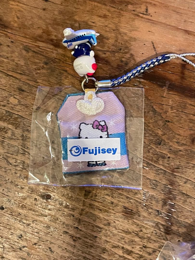 ご当地キティ　11個