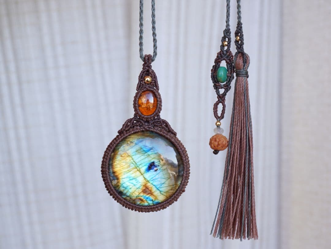 マルチカラーラブラドライト オレンジカイヤナイト マクラメ