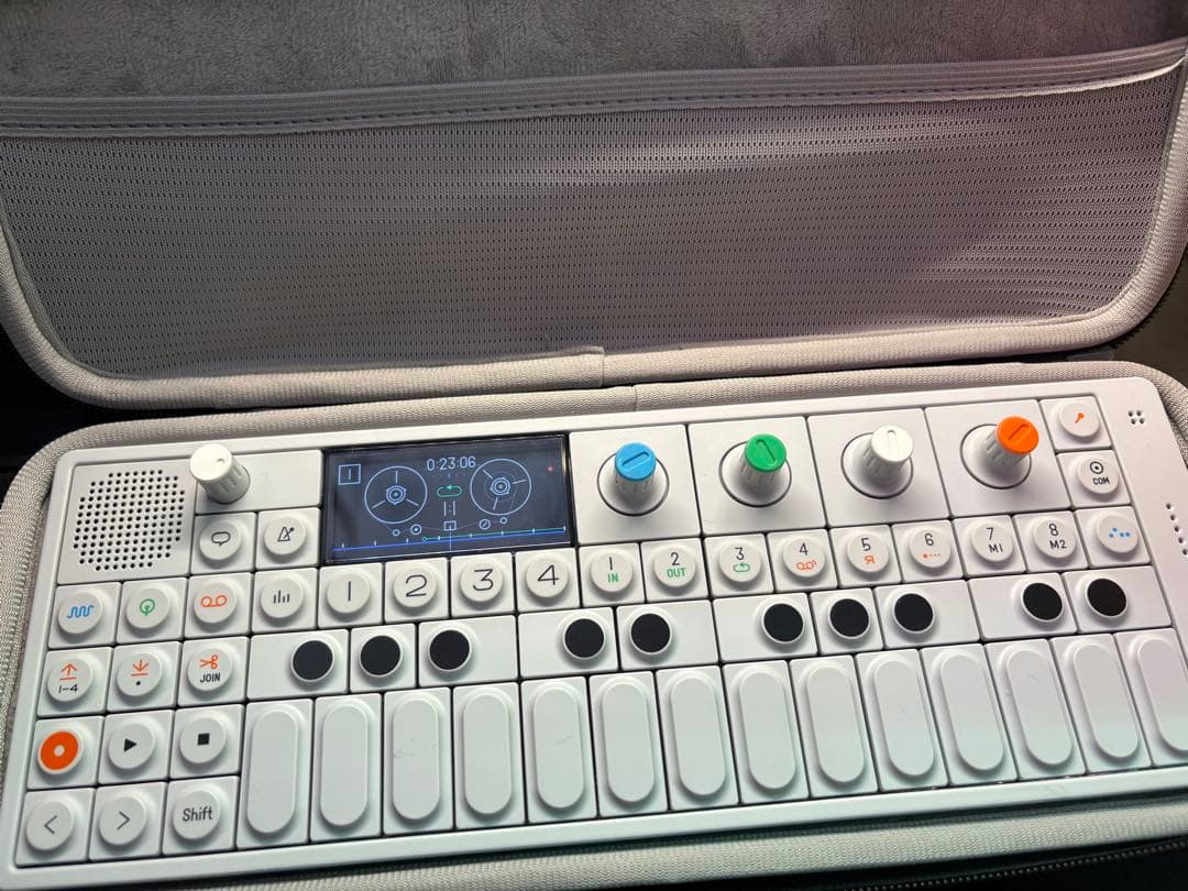 (人気のver.2) OP-1 teenage engineering