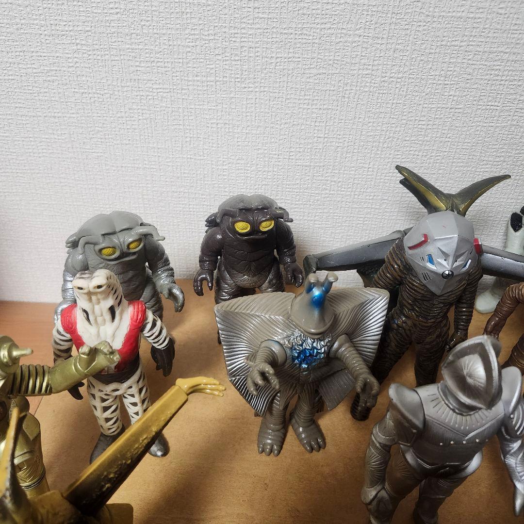 ウルトラマン怪獣ソフビ28体セット フィギュア