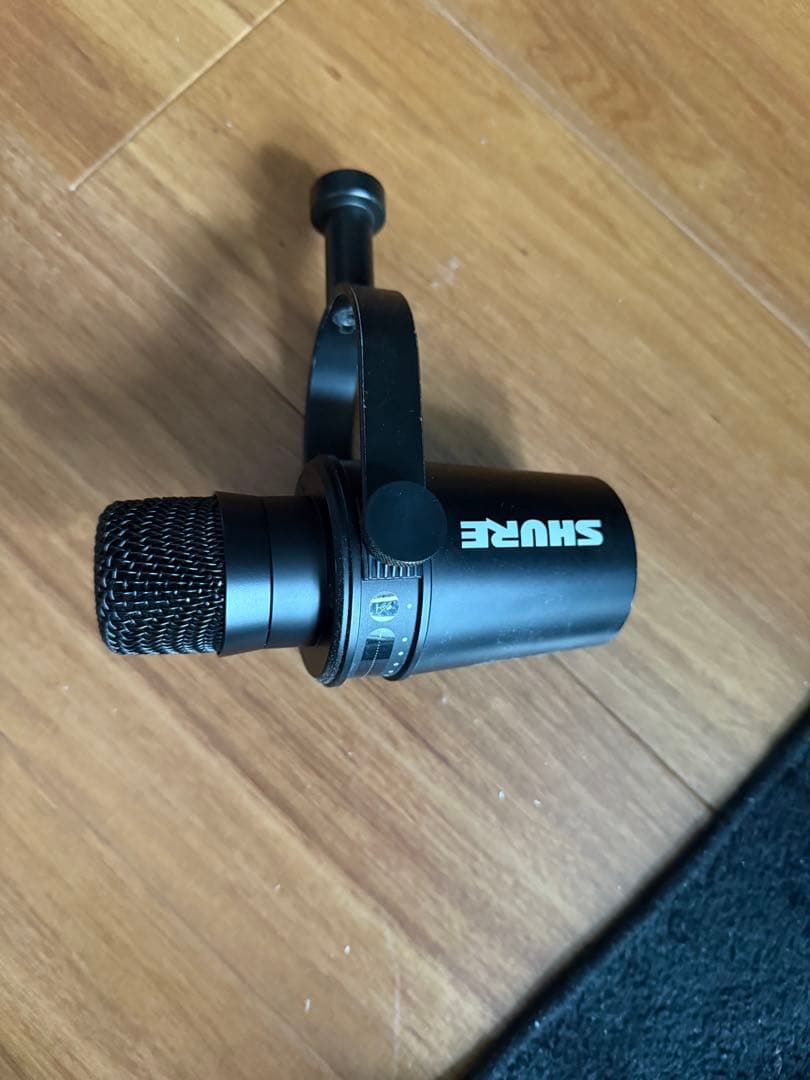 SHURE MV7 PODCAST MICROPHONE マイクアーム付き