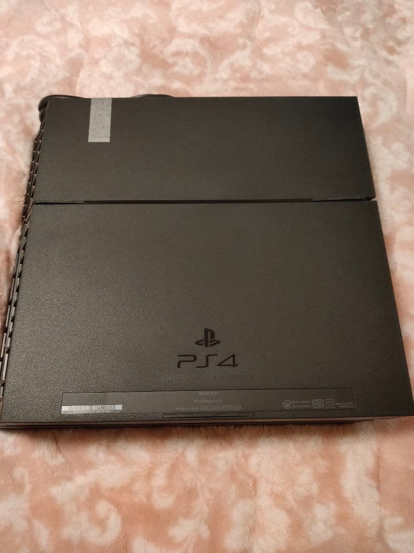 PS4 本体 500G ジェット・ブラック