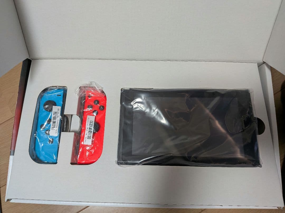 Nintendo Switch ネオンブルー/レッド SDカード付き