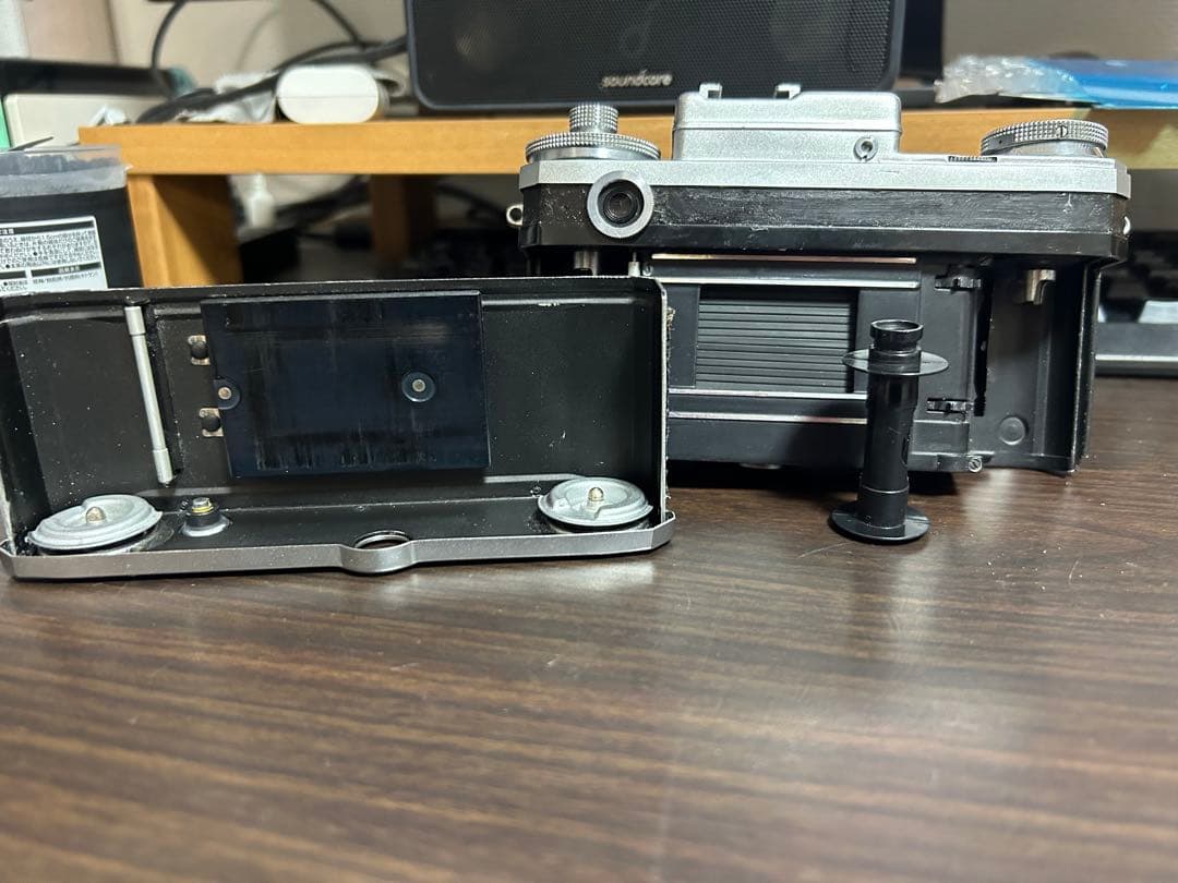 Kiev-4 + Jupier-8M 50mm F2 革ケース付き 作例あり