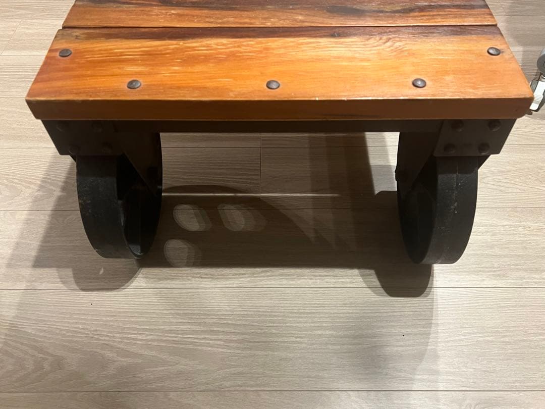 ジャーナルスタンダードファニチャーBRUGES DOLLY TABLE