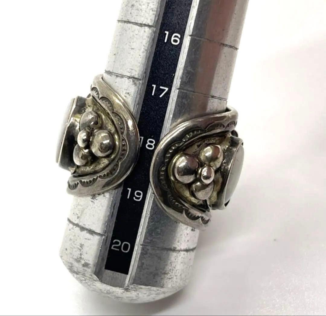 NAVAJO ホワイトバッファローターコイズリング