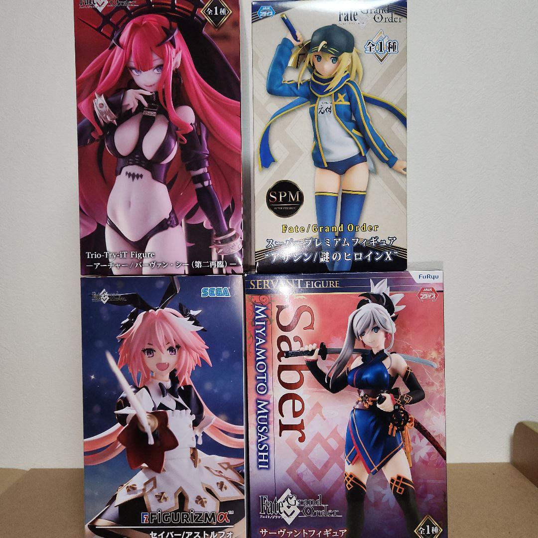 Fate/Grand Order　金コンロキャラ4点　#白るまんどのフィギュア Amazon | マンガで分かる! Fate/Grand Order トレーディングフィギュア