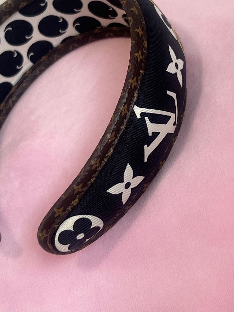 ヴィトン　カチューシャ美品