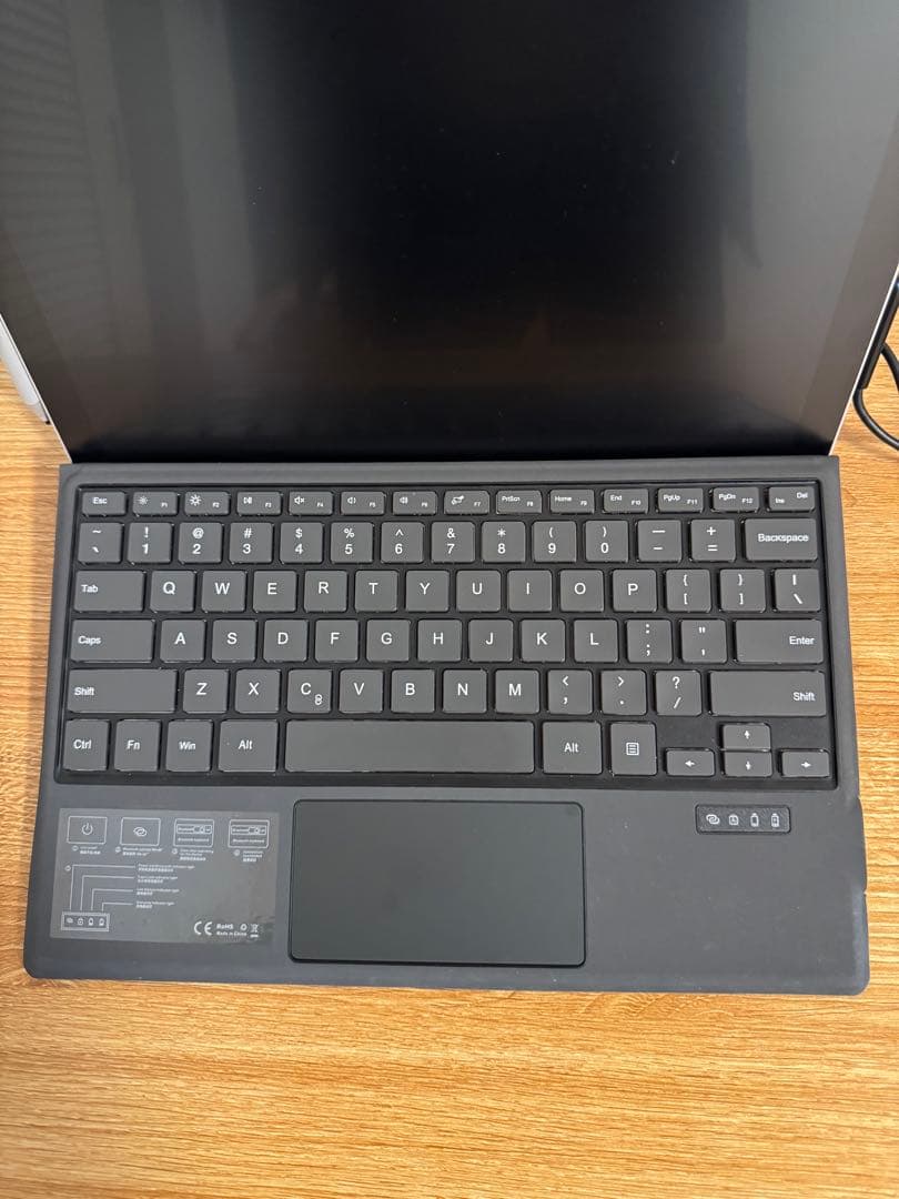 Surface Pro4(128G/4G) キーボード +充電器 + タッチペン Surface Pro4
