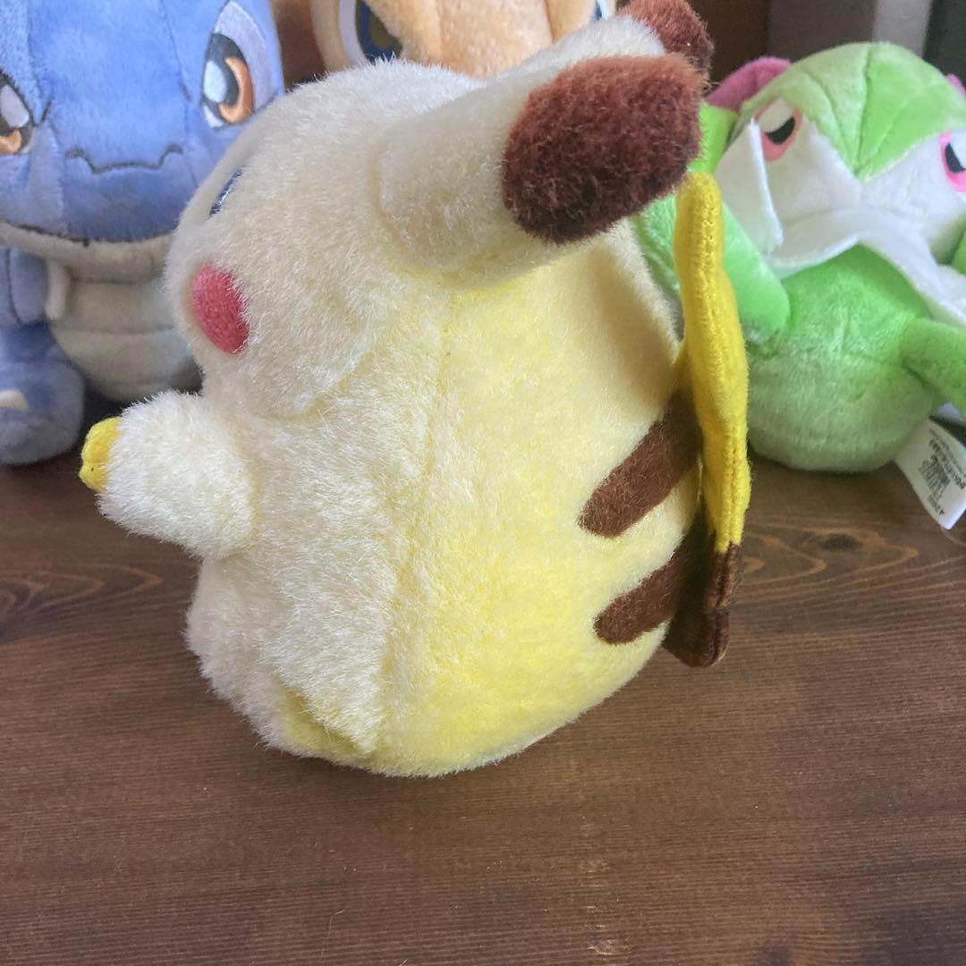 希少　TOMY 赤タグ　ポケットモンスター　ピカチュウ　豪華おまけぬいぐるみ