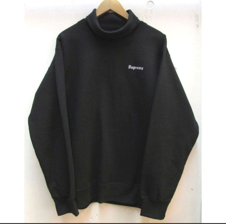 07_カプセル犬 – 渡辺利絵ドール作品 HOME 渡辺利絵 アーティストペア