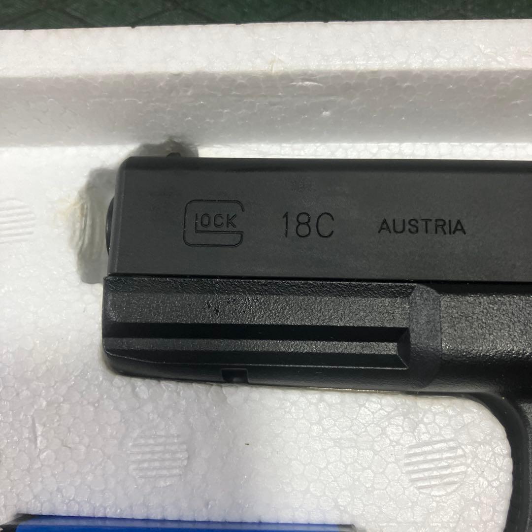 東京マルイ　GLOCK 18C ガスブローバック　ガーダーフレーム組み込み