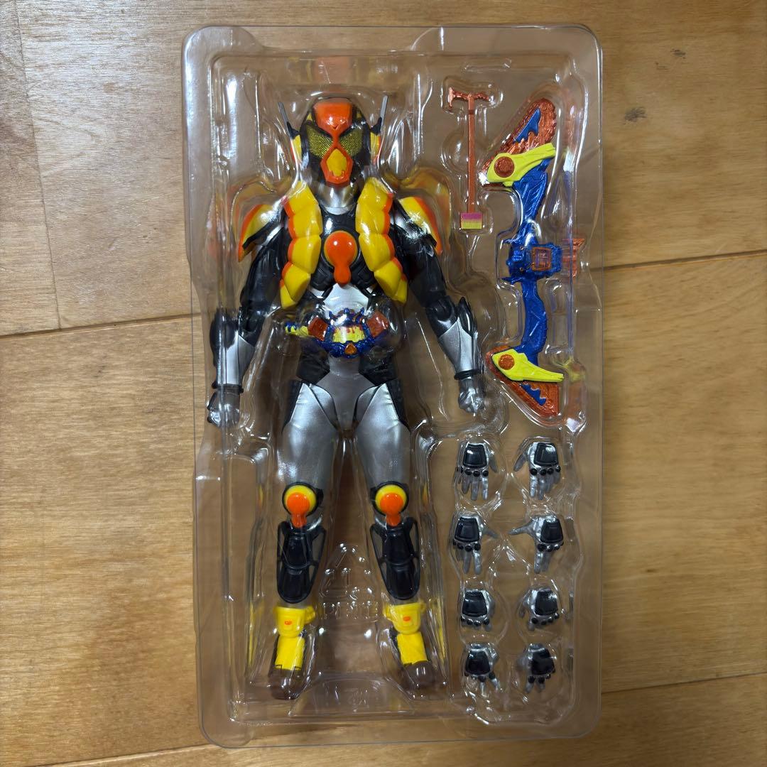 【検品のみ】SHFiguarts 仮面ライダーヴラム　フィギュアーツ