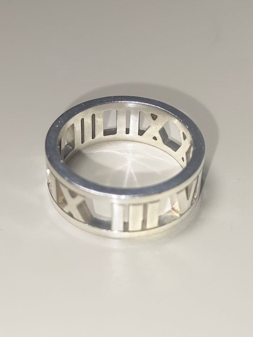 TIFFANY & Co. オープンアトラス