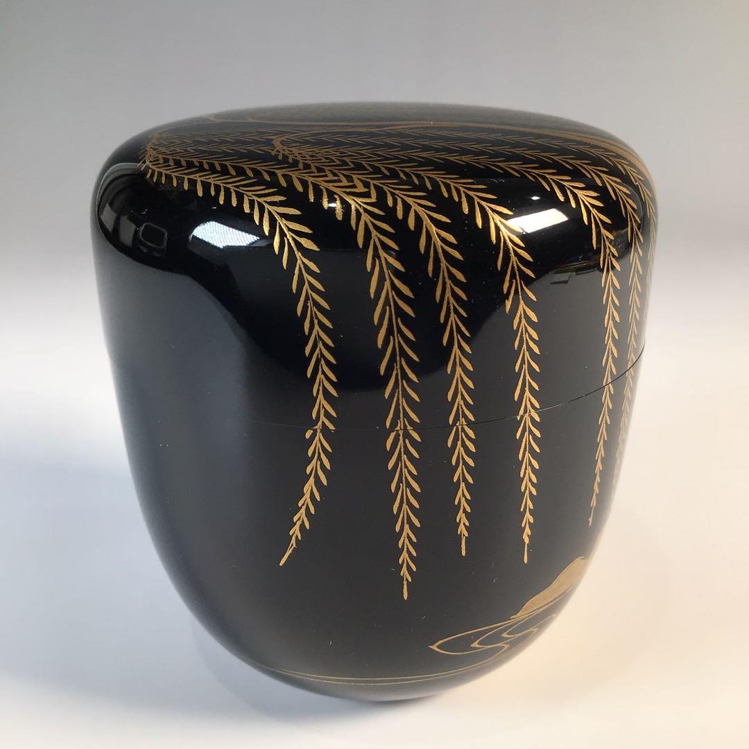 Ｍ２１５　棗　『塗師　多田桂寛作』『黒漆塗』『金柳橋蒔絵』『中棗』　共箱　茶道具