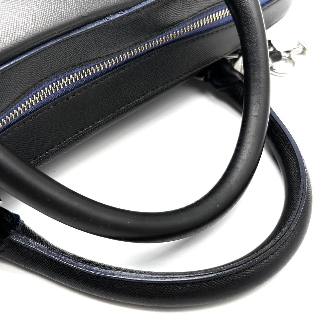 美品 ペッレモルビダ 2way キャピターノ 靴べら付 ビジネスバッグ ロゴ 黒