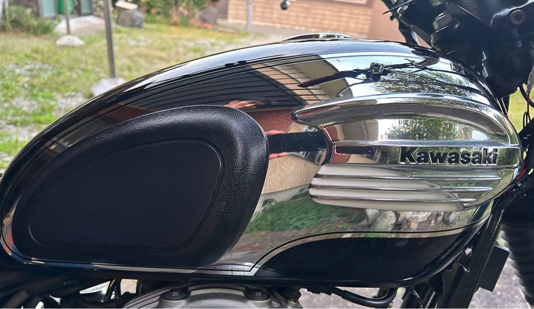 W650 純正タンク W650ヘッドライト交換(純正流用) - MOTORCYCLEs to 8Doors