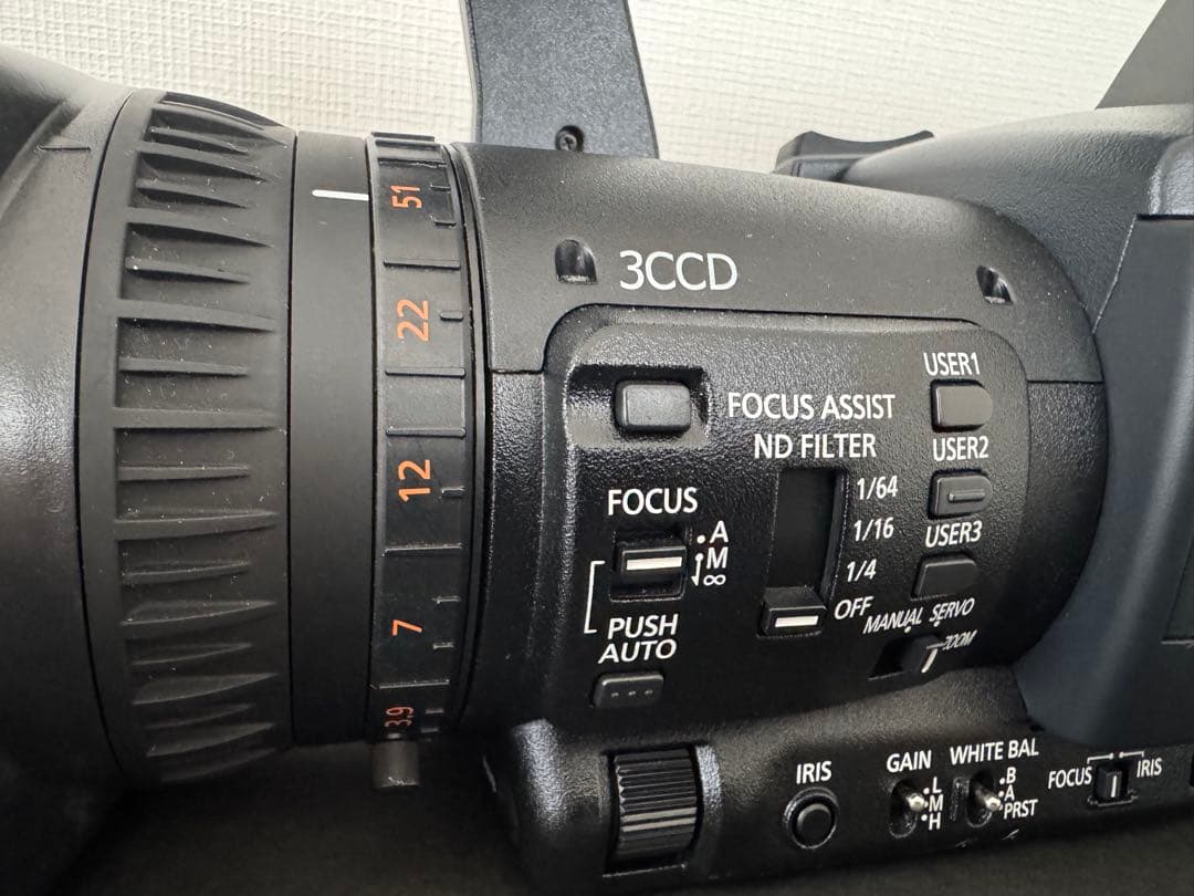 Panasonic HPX175 HVX200 の後継　VX1000 好も