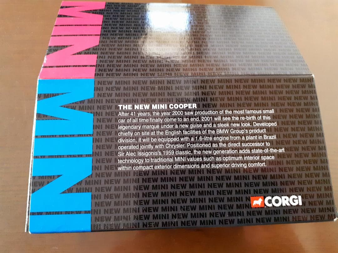 マドンナ　 American Life 　Corgi製　Mini Cooper