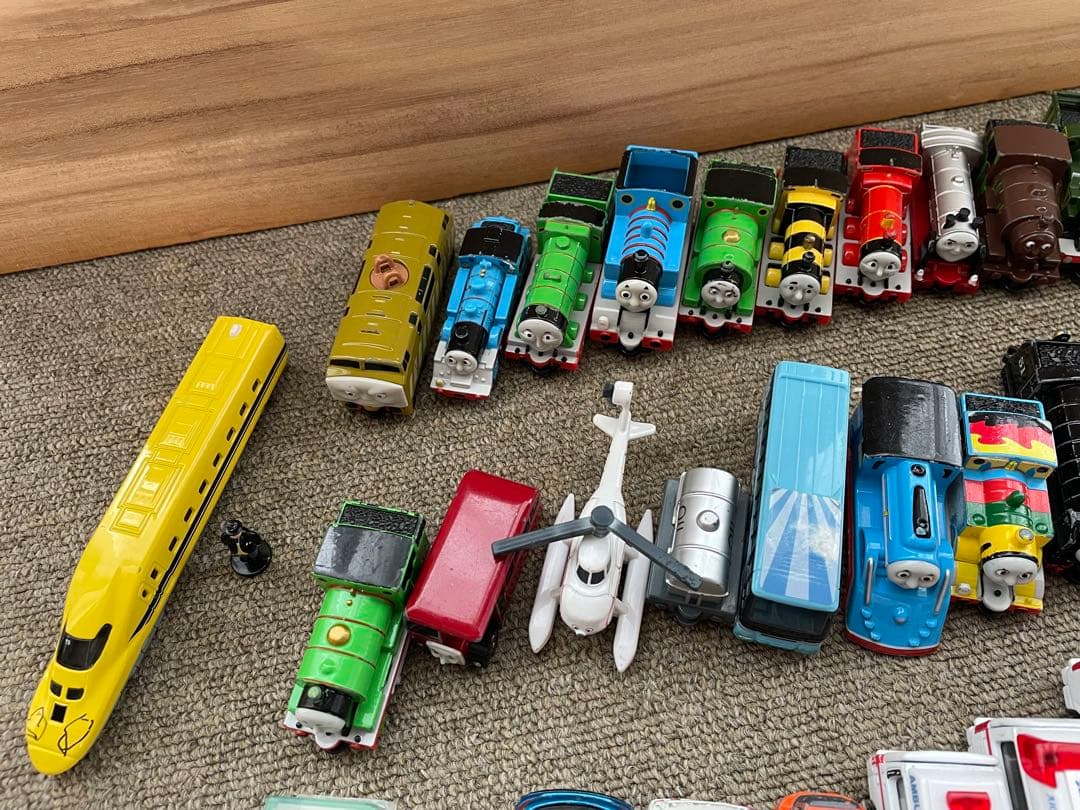 トミカ　まとめ　大量　約80台　カーズ　トーマス他