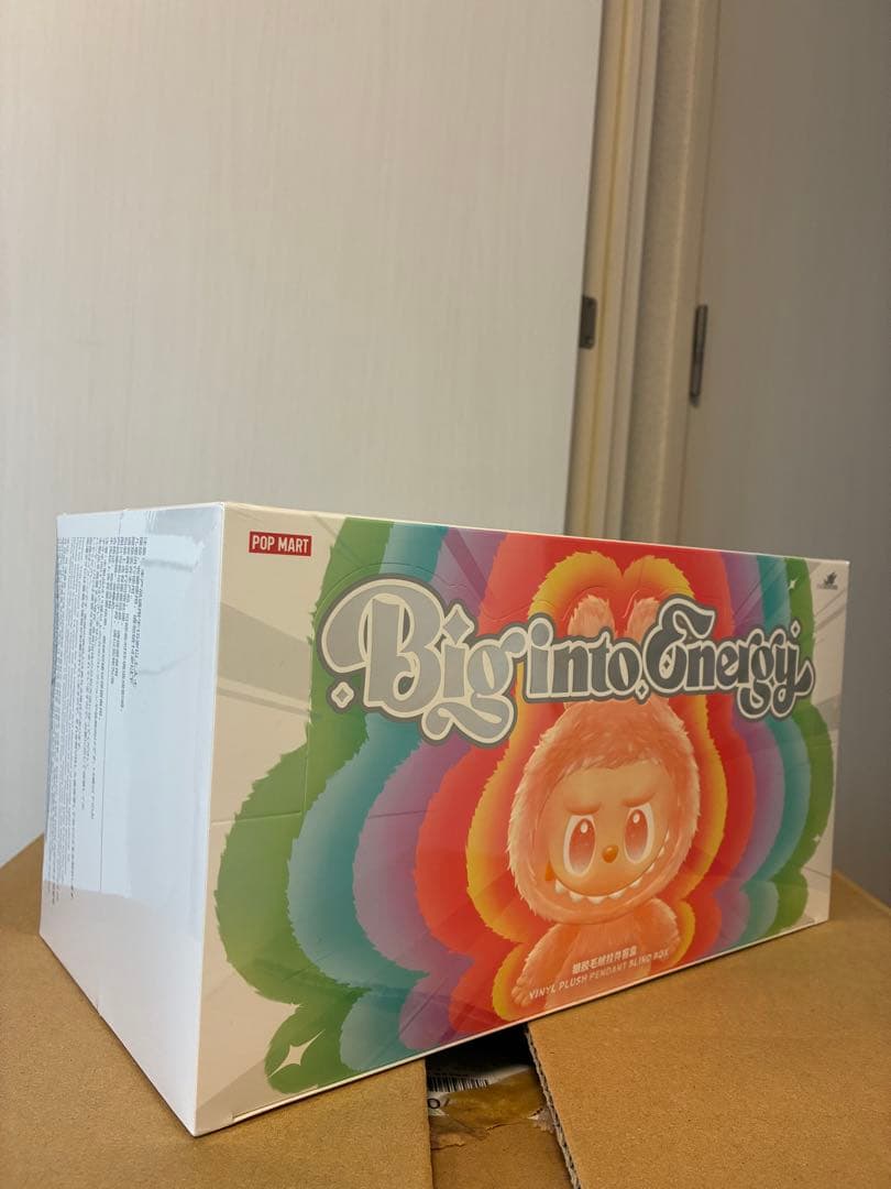【ラブブ】POP MART Big into Energy ぬいぐるみ