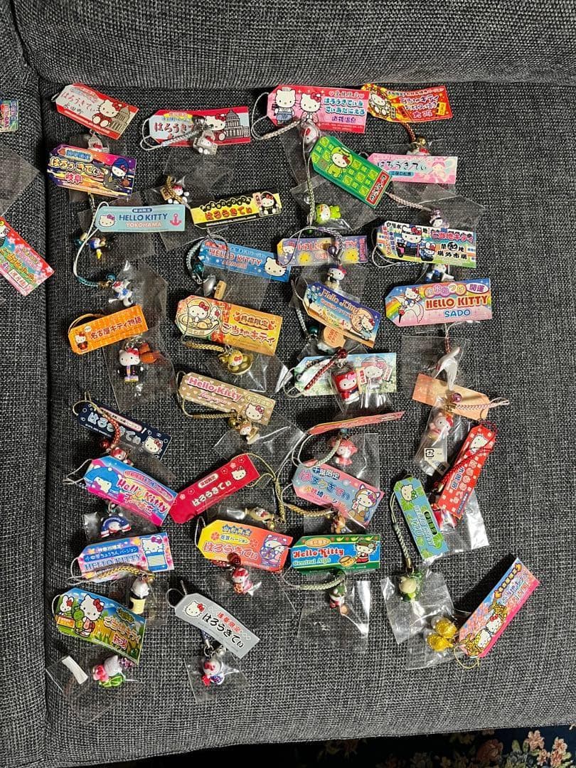 サンリオ　ハローキティ kitty ストラップ 80個 新品　sanrio