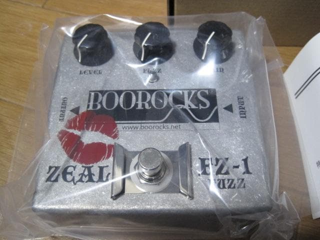 ギター Fuzz \"ZEAL\" FZ-1 [BOOROCKS]