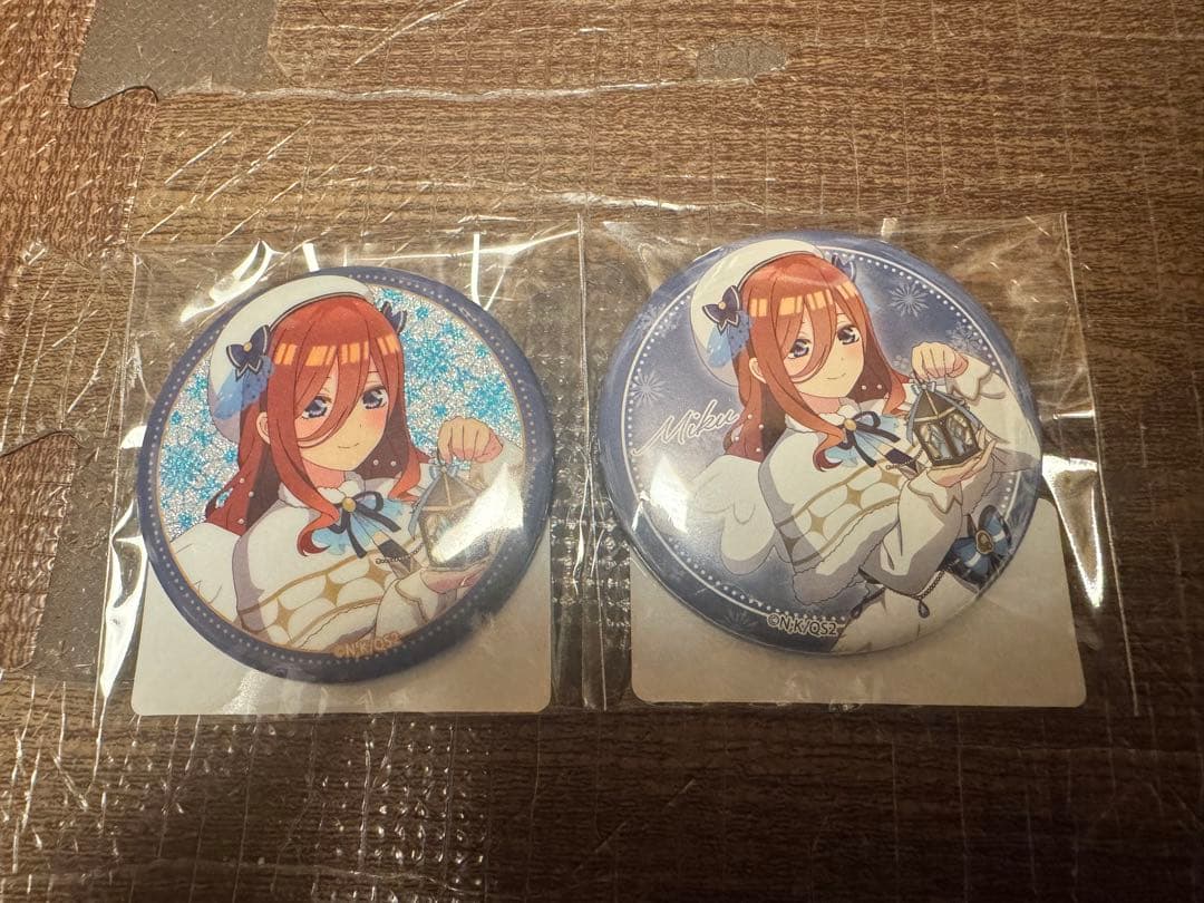 五等分の花嫁 推し袋 缶バッジ2個セット 中野三玖 ドン・キホーテ