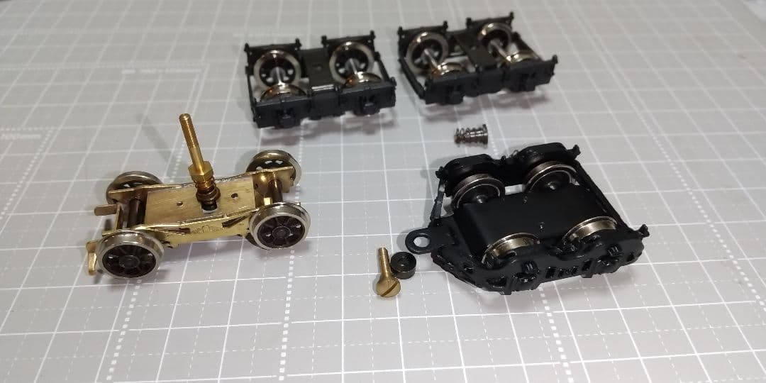 先台車、従台車、テンダー台車。 鉄道模型 、HOゲージ 、蒸気機関車 パーツ