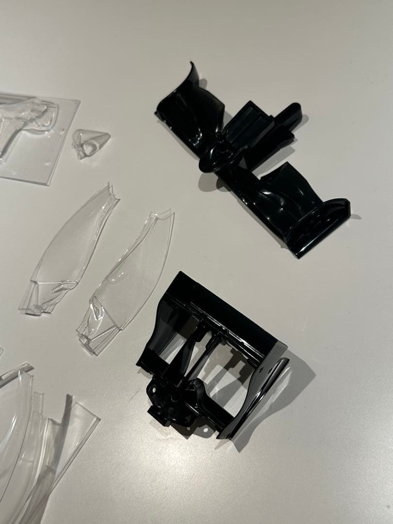 【絶版】タミヤ マクラーレン メルセデス　MP4-24スペア ボディ キット