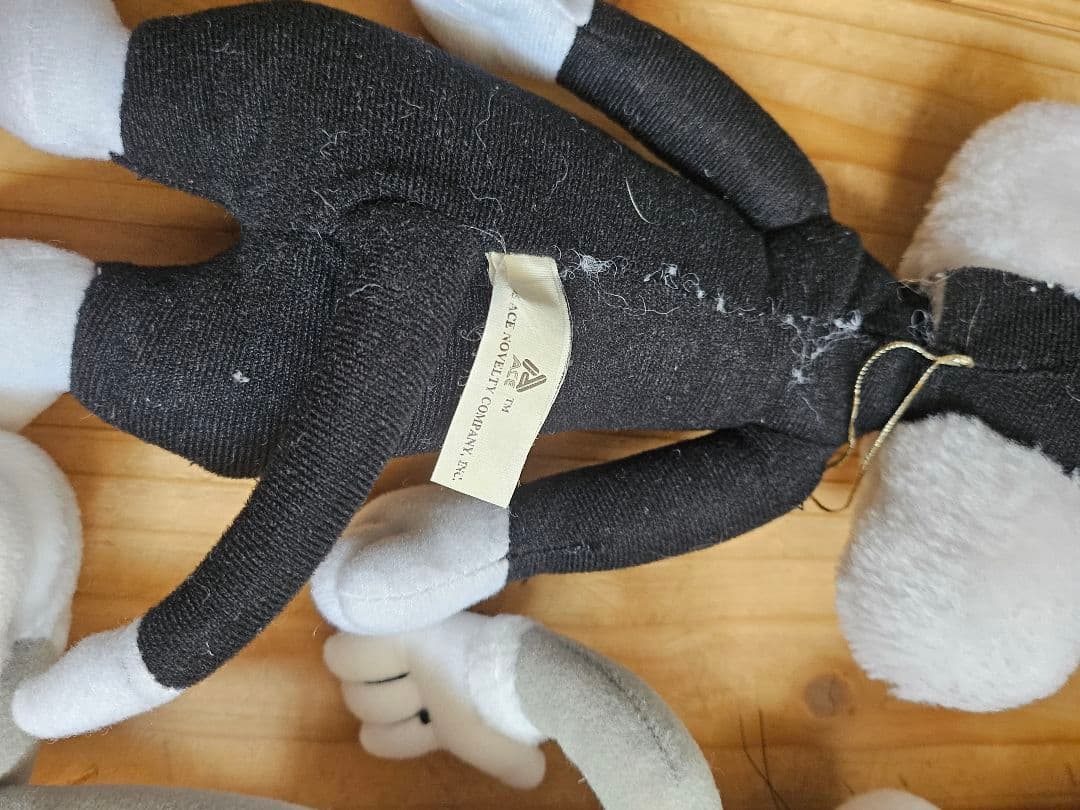 ルーニー・テューンズ ビンテージ ぬいぐるみ　コヨーテ、ロードランナー