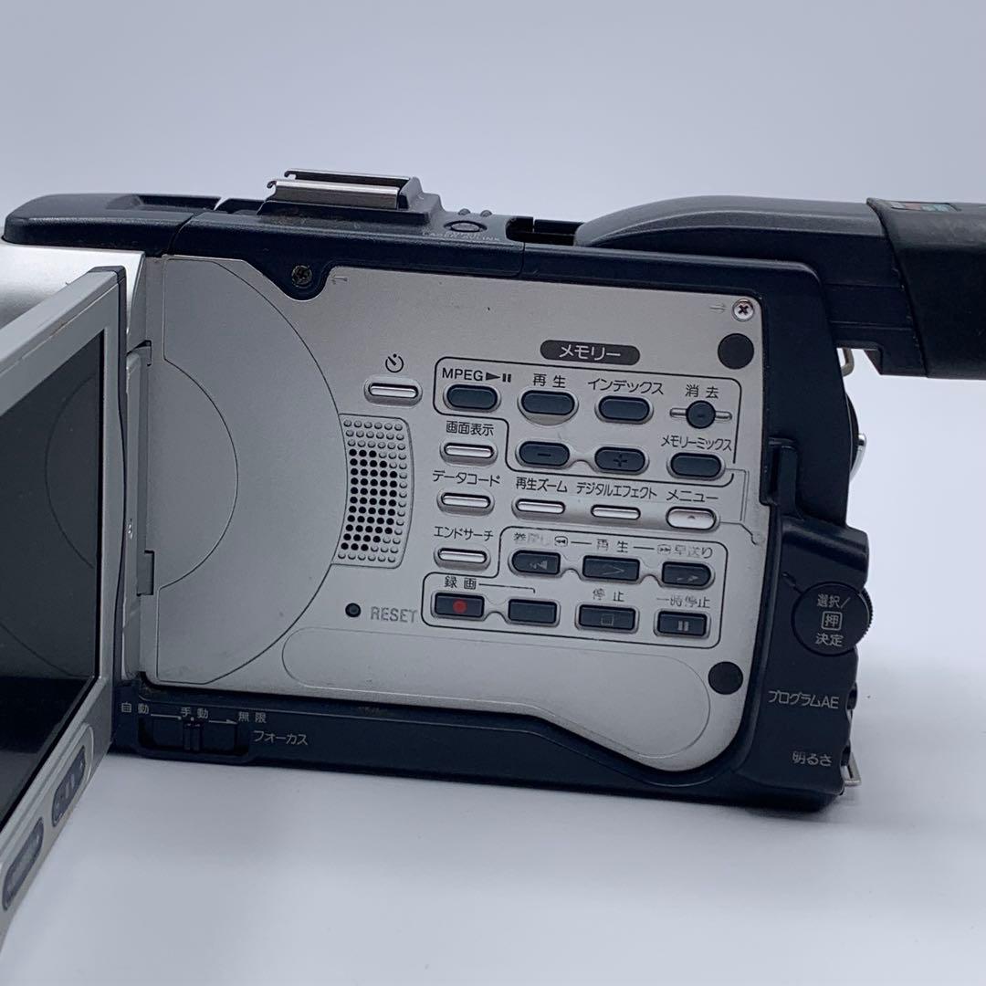 ソニーデジタルビデオカメラ　DCR-TRV30　Mini DV　ハンディカム