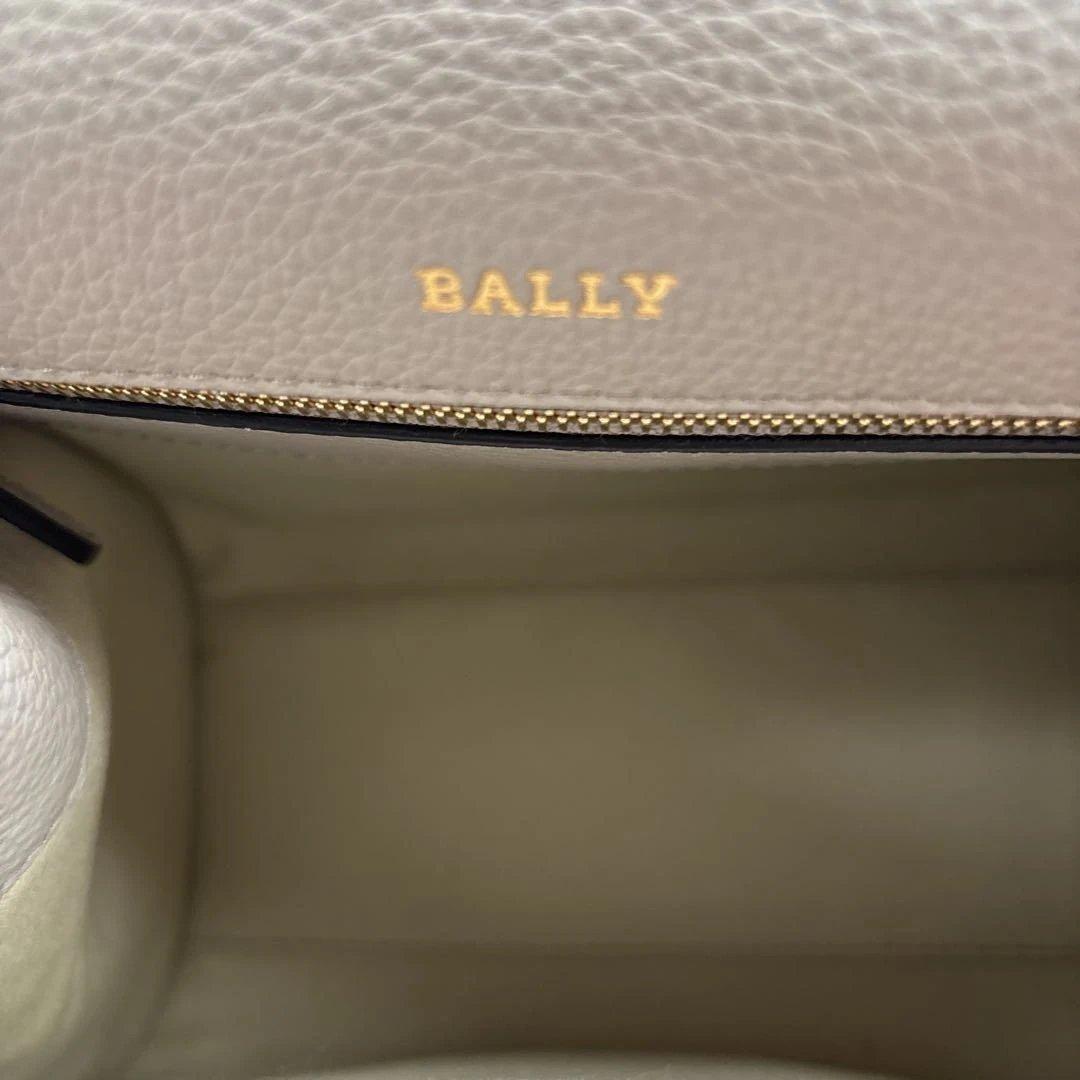 BALLY 新品　ハンドバッグ
