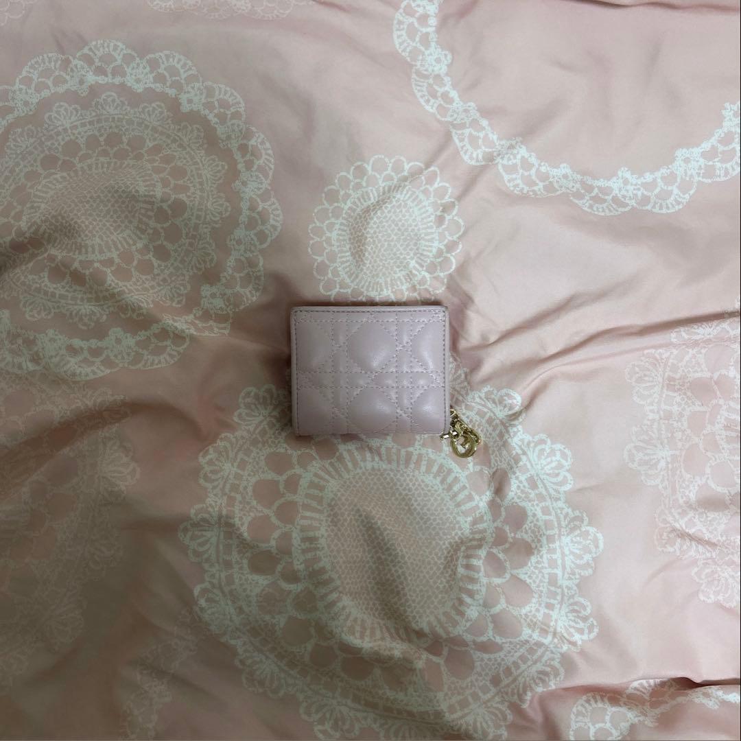 Dior ピンク キルティング 二つ折り財布
