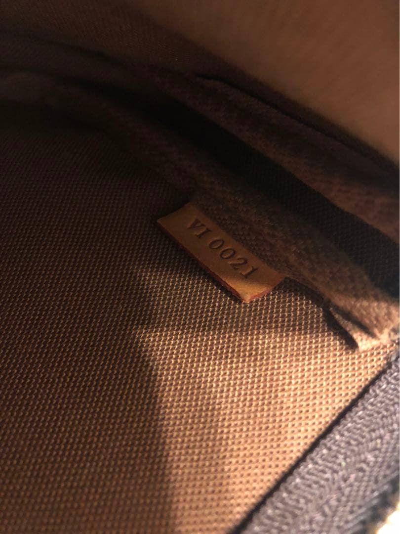 ルイヴィトン モノグラム アクセサリーポーチ