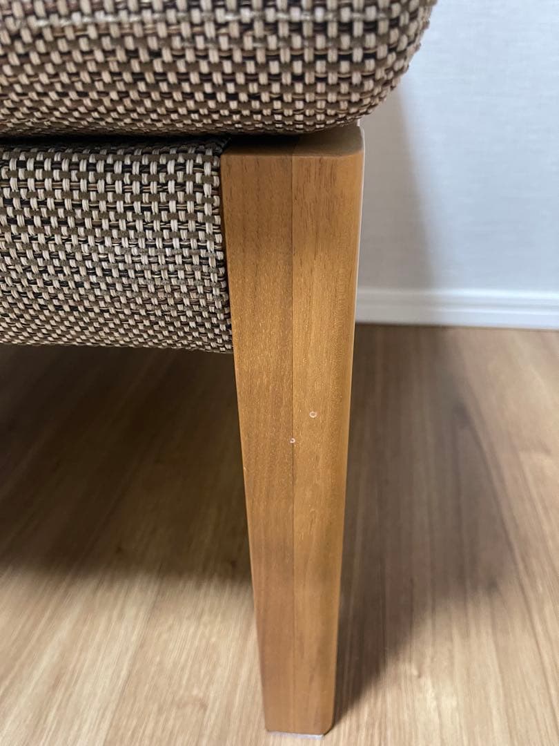 カリモク　WU45シリーズ　スツール　オットマン ウォールナット材　1脚