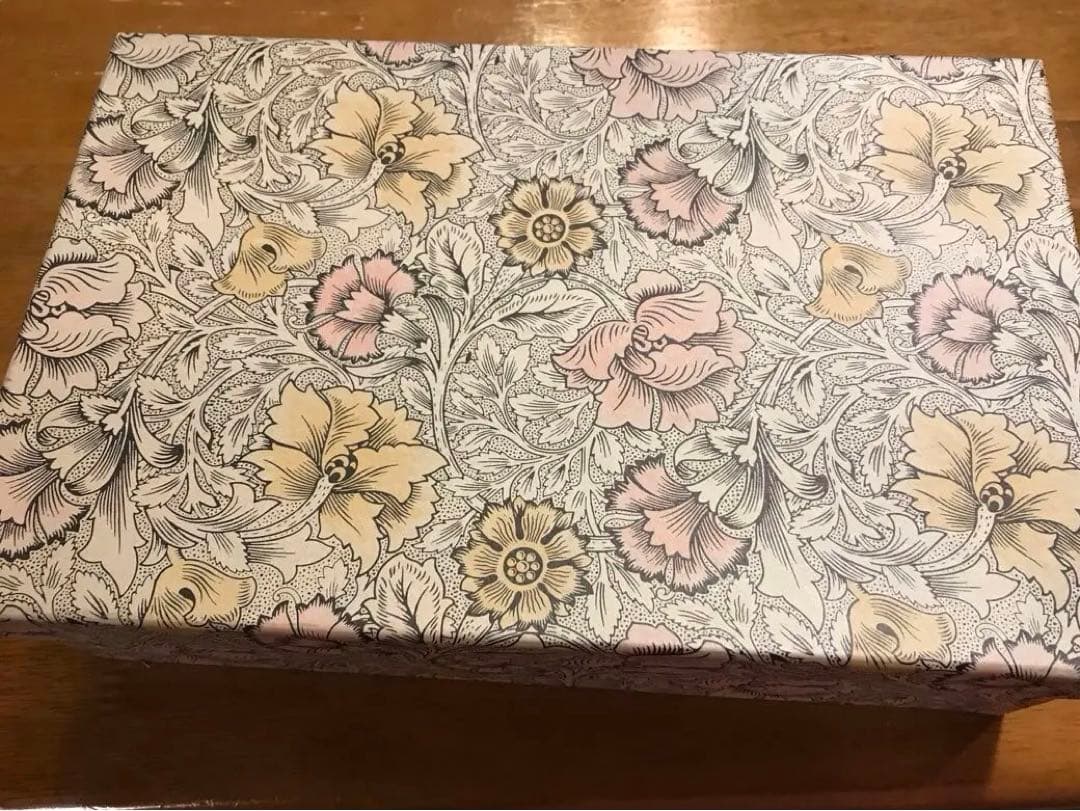 オーダーメイドのフランスビーズ装飾 パーティーバッグ