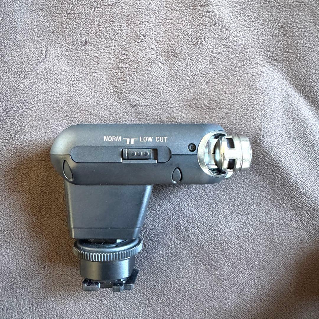 超美品SONYデジタルHDビデオカメラHDR-CX670専用マイク充電器付き白