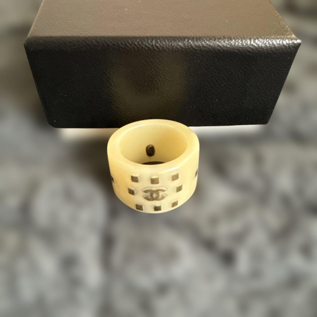 CHANEL ゴールド　ココマーク