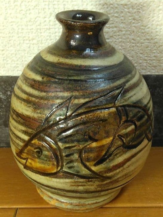 人間国宝 金城次郎 壷屋焼 徳利 栞 共箱 美品 壺屋焼 やちむん 笑魚紋徳利